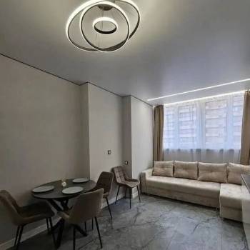 Продается 1-комнатная квартира, 43 м²