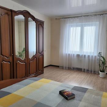 Сдается 1-комнатная квартира, 42 м²