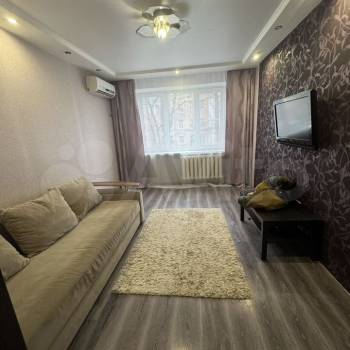 Сдается Многокомнатная квартира, 60 м²