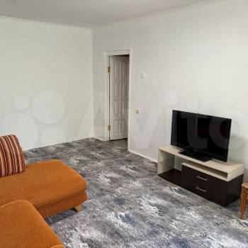 Сдается 2-х комнатная квартира, 65 м²