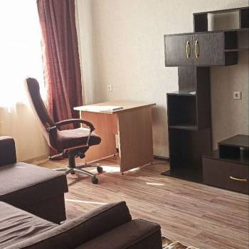 Сдается 1-комнатная квартира, 38 м²