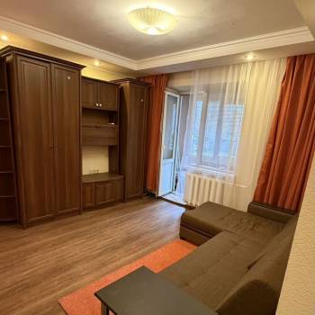 Сдается 1-комнатная квартира, 40 м²
