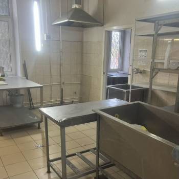 Сдается Нежилое помещение, 210 м²