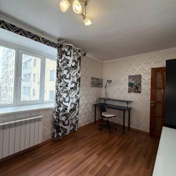 Сдается Многокомнатная квартира, 65 м²