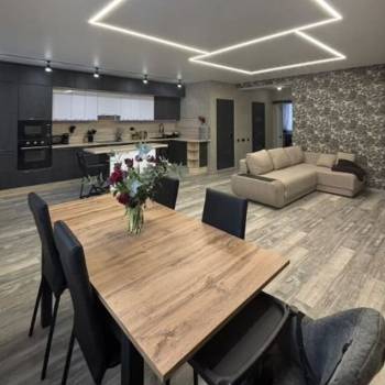 Продается 2-х комнатная квартира, 72,3 м²