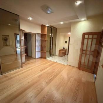 Продается Многокомнатная квартира, 154 м²