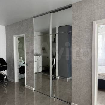 Сдается 1-комнатная квартира, 54 м²