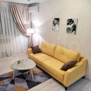 Сдается 1-комнатная квартира, 47 м²