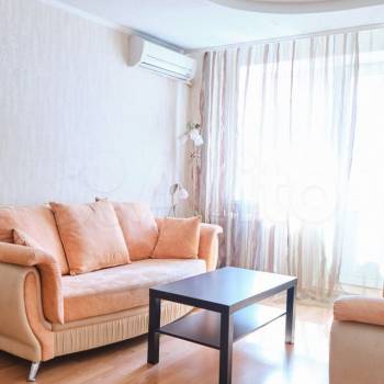 Сдается 1-комнатная квартира, 50 м²