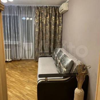 Сдается 1-комнатная квартира, 43 м²