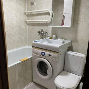 Сдается Многокомнатная квартира, 50 м²