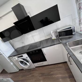 Сдается 1-комнатная квартира, 46 м²