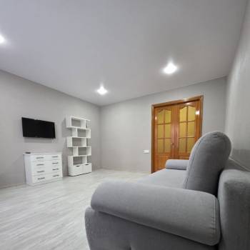 Сдается Многокомнатная квартира, 64,4 м²