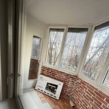 Продается 1-комнатная квартира, 42 м²