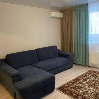 Сдается 1-комнатная квартира, 43 м²