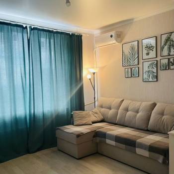 Сдается 1-комнатная квартира, 35,8 м²