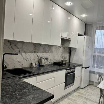 Сдается 1-комнатная квартира, 41 м²
