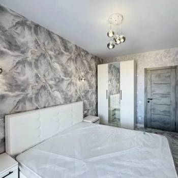 Сдается Многокомнатная квартира, 90 м²