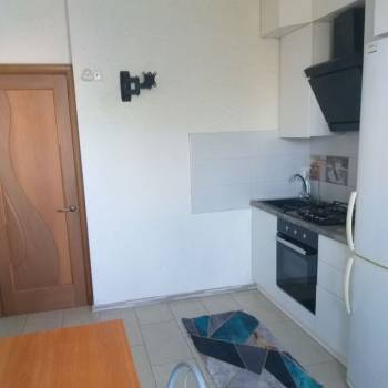 Сдается 1-комнатная квартира, 41 м²