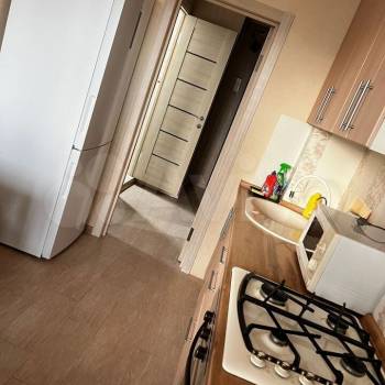 Продается 1-комнатная квартира, 43 м²