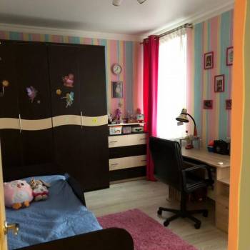 Продается 3-х комнатная квартира, 65 м²