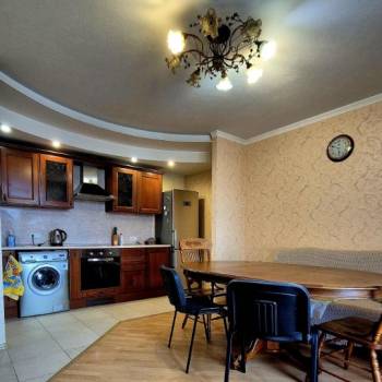 Продается 2-х комнатная квартира, 81,4 м²