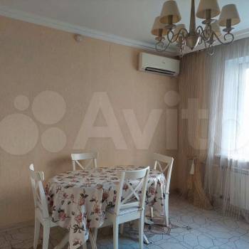 Сдается Многокомнатная квартира, 107 м²