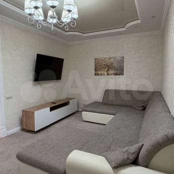 Сдается Многокомнатная квартира, 90 м²