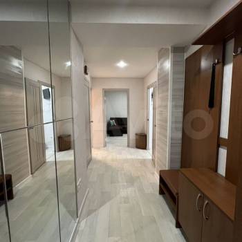 Сдается 2-х комнатная квартира, 65 м²