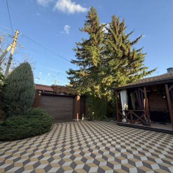 Продается Дом, 310 м²