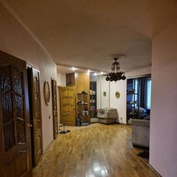 Продается 3-х комнатная квартира, 149 м²