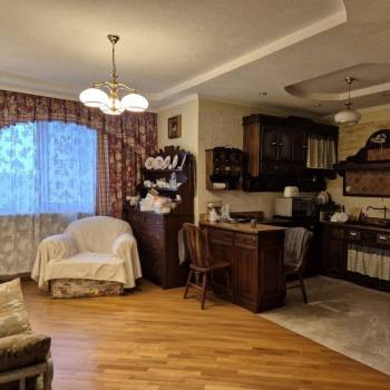 Продается 3-х комнатная квартира, 149 м²