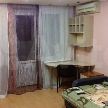 Сдается 1-комнатная квартира, 38 м²