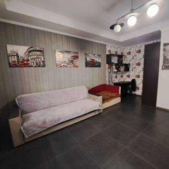 Сдается 1-комнатная квартира, 53 м²