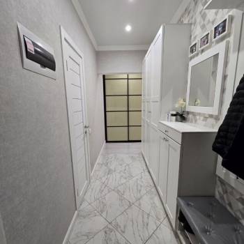 Продается 2-х комнатная квартира, 75 м²