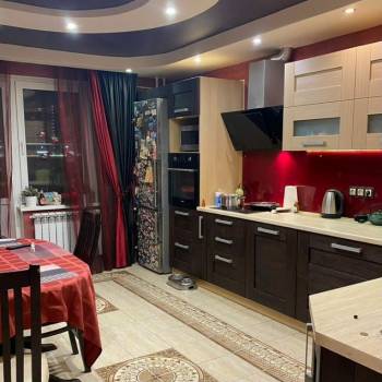 Продается 3-х комнатная квартира, 78 м²