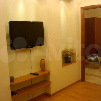 Сдается 1-комнатная квартира, 53 м²