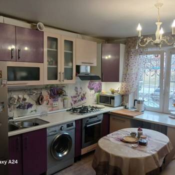 Продается 3-х комнатная квартира, 62 м²