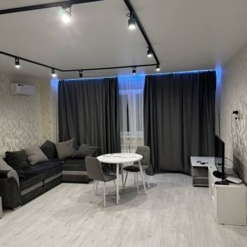 Сдается 1-комнатная квартира, 59 м²