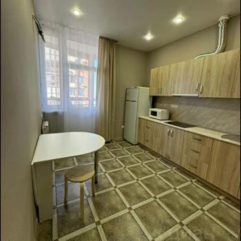 Сдается 1-комнатная квартира, 36 м²