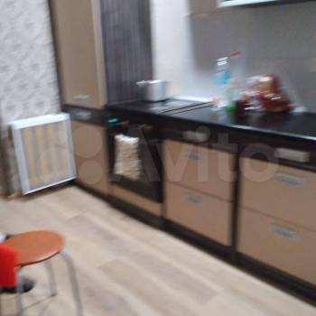 Сдается 2-х комнатная квартира, 65 м²