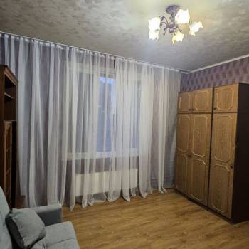 Сдается 1-комнатная квартира, 38 м²