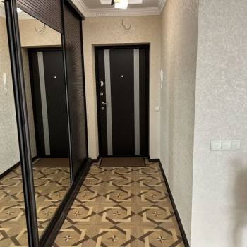 Сдается 2-х комнатная квартира, 84 м²