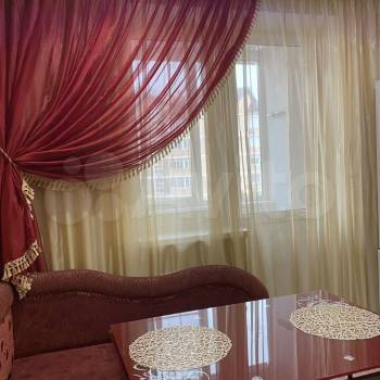 Сдается 1-комнатная квартира, 42 м²