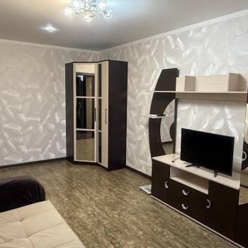 Сдается 1-комнатная квартира, 38 м²