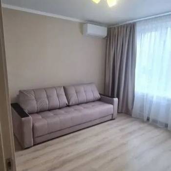 Сдается 1-комнатная квартира, 38 м²