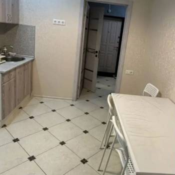 Сдается 1-комнатная квартира, 43 м²