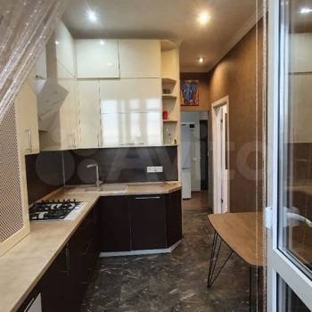 Сдается 1-комнатная квартира, 43 м²