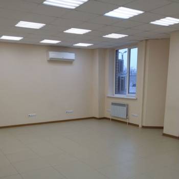 Сдается Нежилое помещение, 81,9 м²