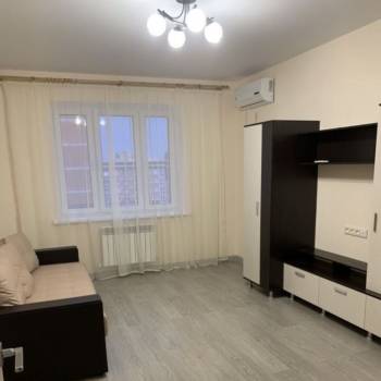 Сдается 2-х комнатная квартира, 63 м²